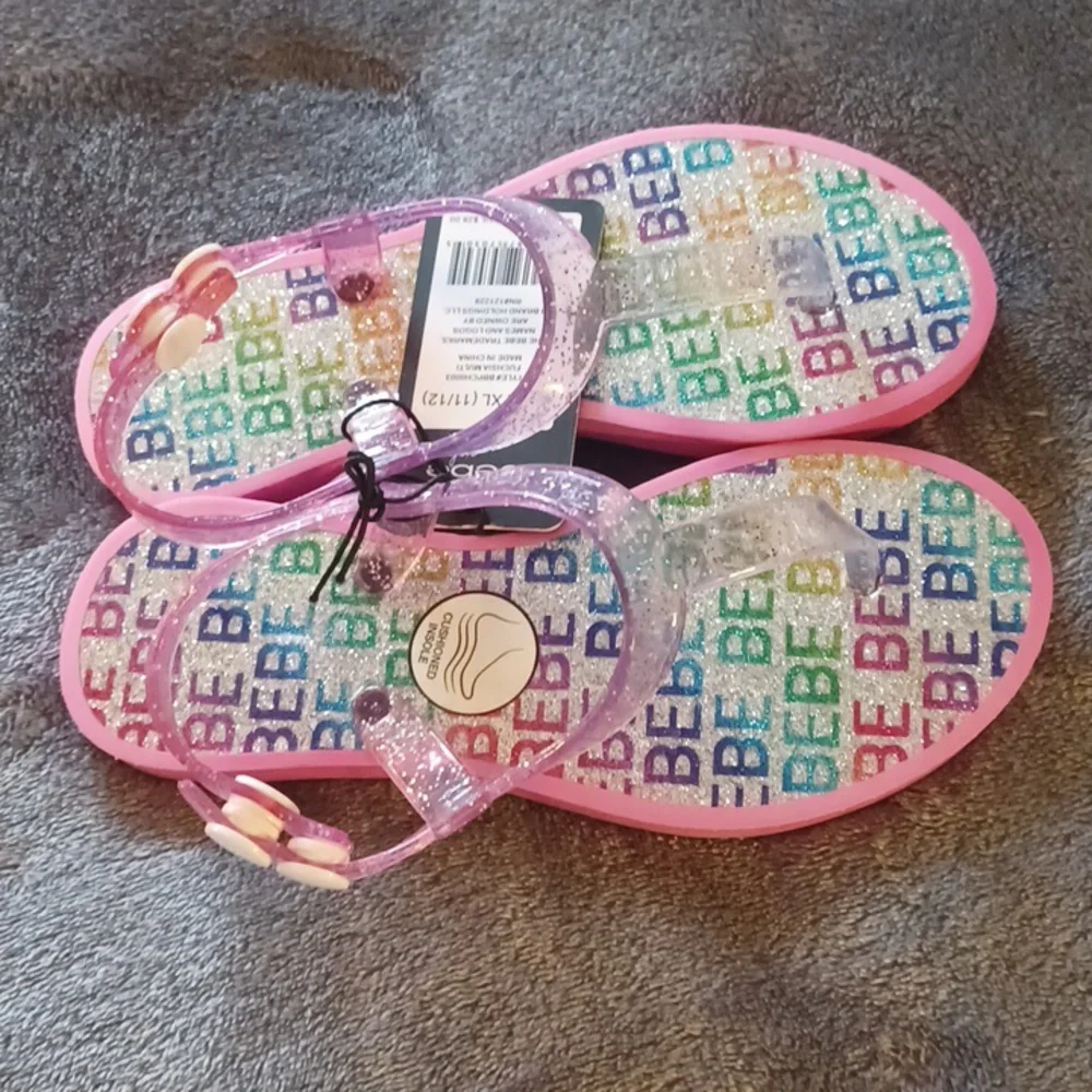 NWT BEBE GIRLS PINK & COLORFULL SANDELS SIZE 11/12